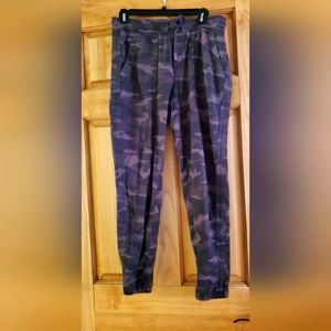 Athleta camo army fatigue print joggers